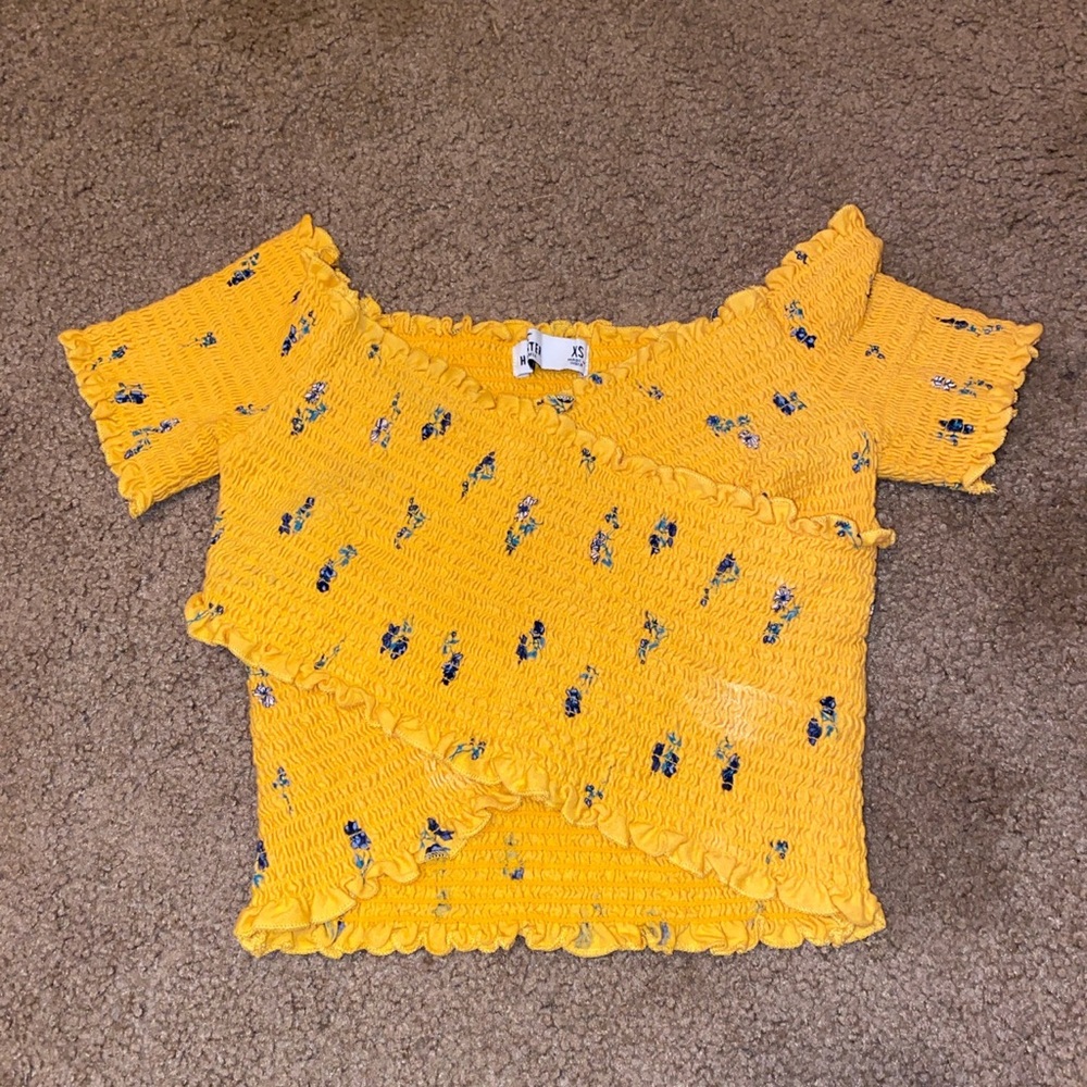yellow hollister crop top
